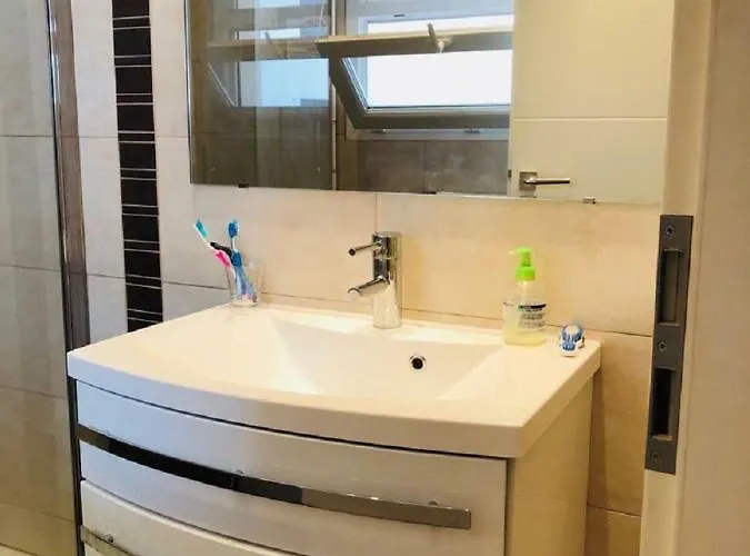 O Palais Des Iles Two Bedroom Appartamento Cannes
