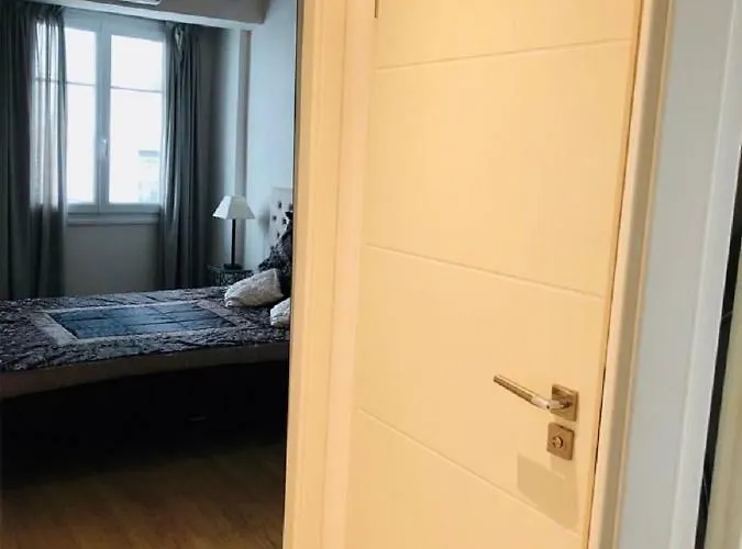 Daire O Palais Des Iles Two Bedroom Cannes
