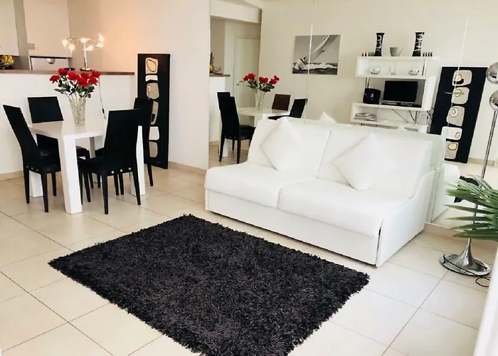 O Palais Des Iles Two Bedroom Daire